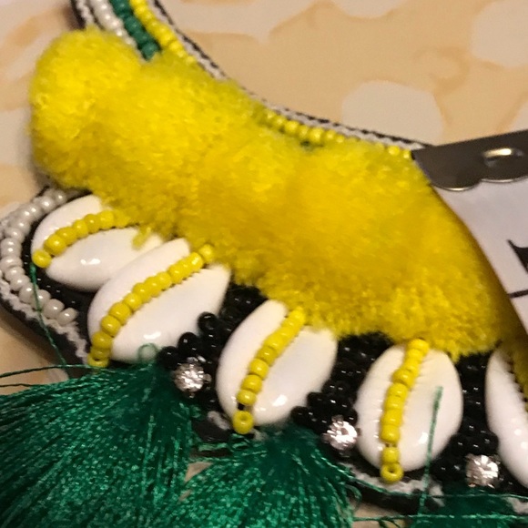 Ethnic Boho Beaded Tassel Cowrie Shell Necklace - Picture 13 of 16